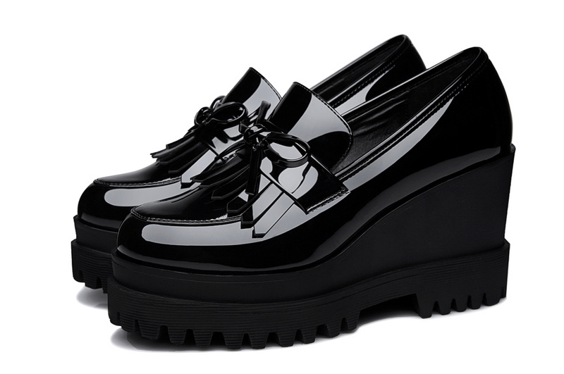 2025 shoes collection SKU-2025042